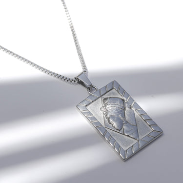 Nefertiti Pendant - Caesar Archivum